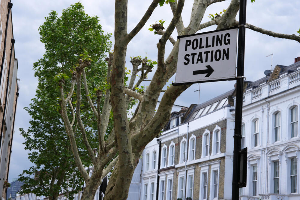 Labour Party loses significant seats to Reform Party in UK elections ...