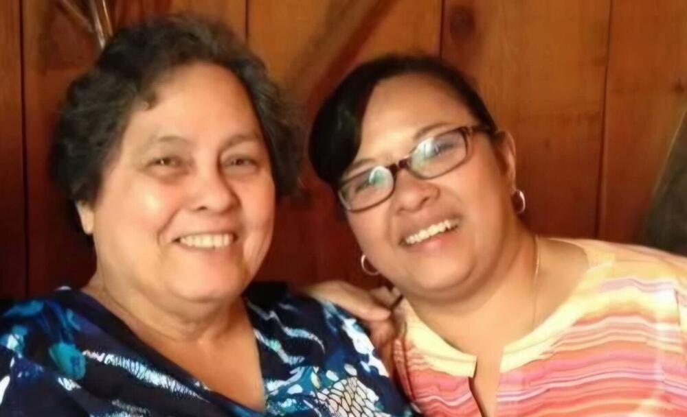 Oralia “Lolly” Terrazas (right) with her late mother, Gloria (left). (Courtesy of Oralia “Lolly” Terrazas)