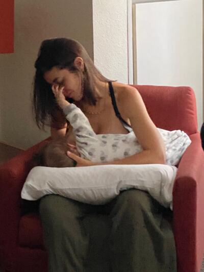 The author breastfeeding her daughter, River. (Courtesy Miriam Wasser)