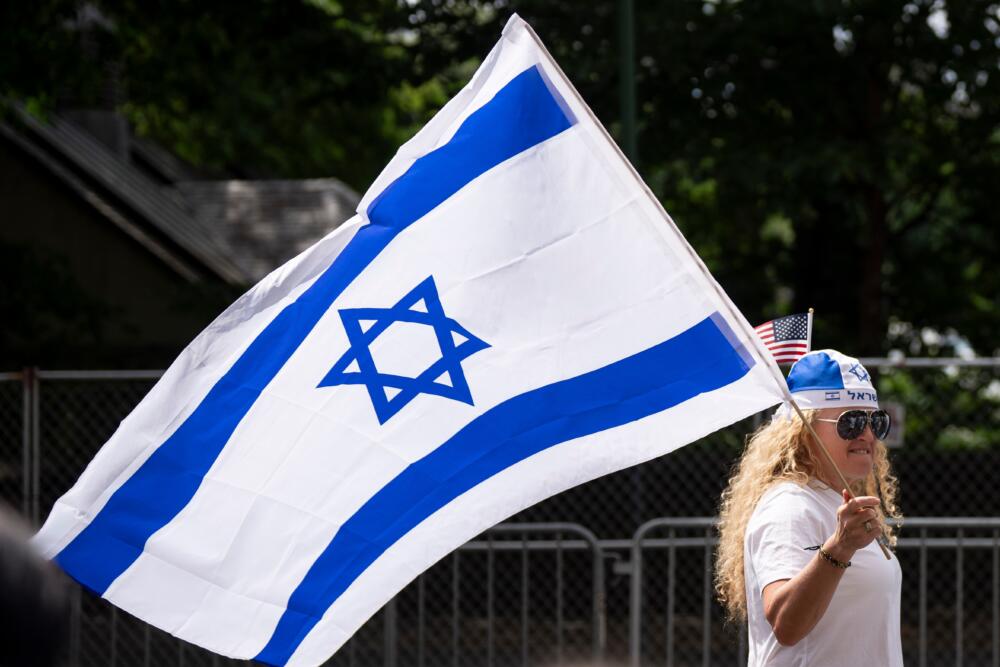 支給品　イスラエルスタートアップネイション 　ロードスーツ　Israel Why Israel is at the center of a heated congressional primary race
