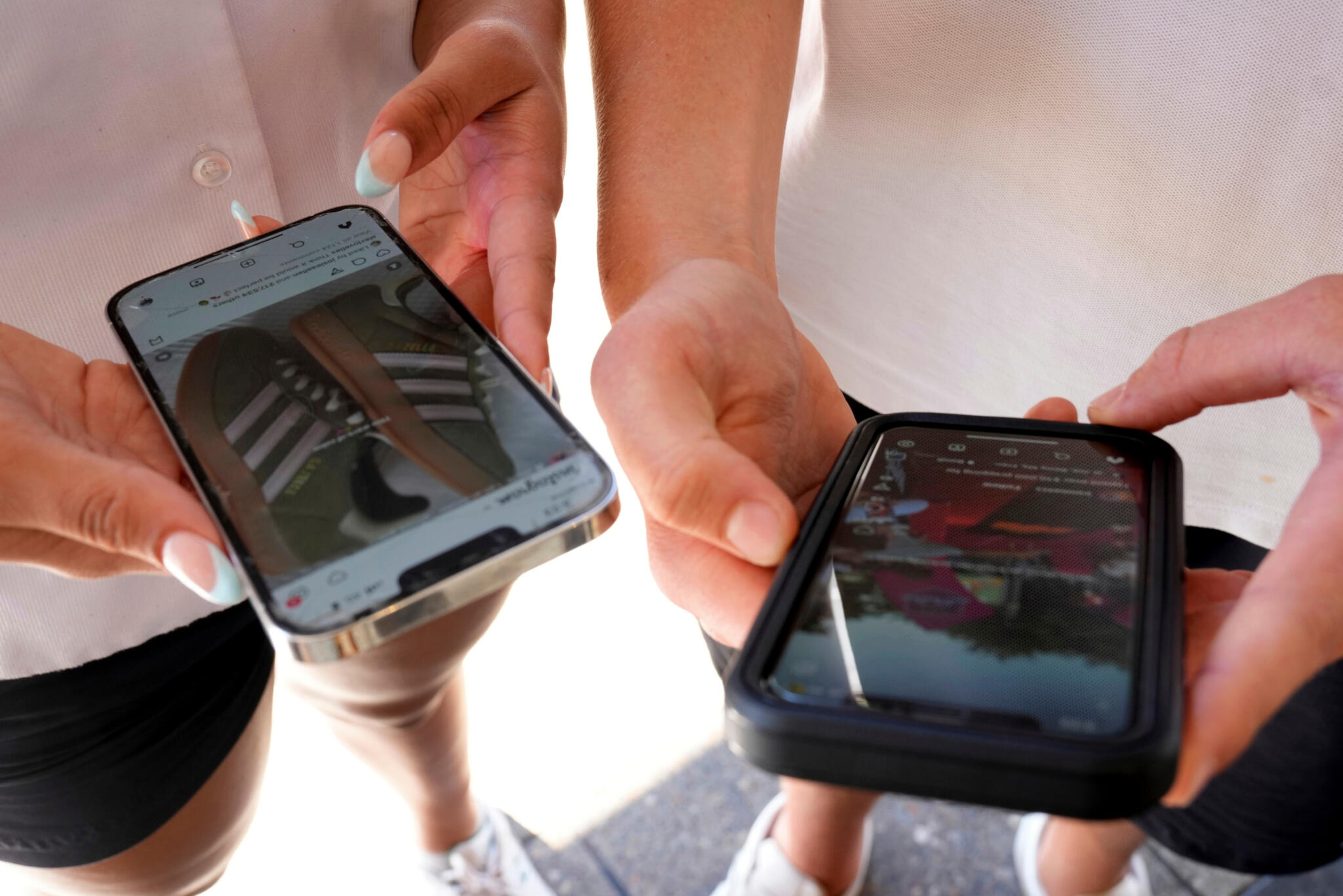 Mass. Senate passes social media bill with retro vision for online networks
