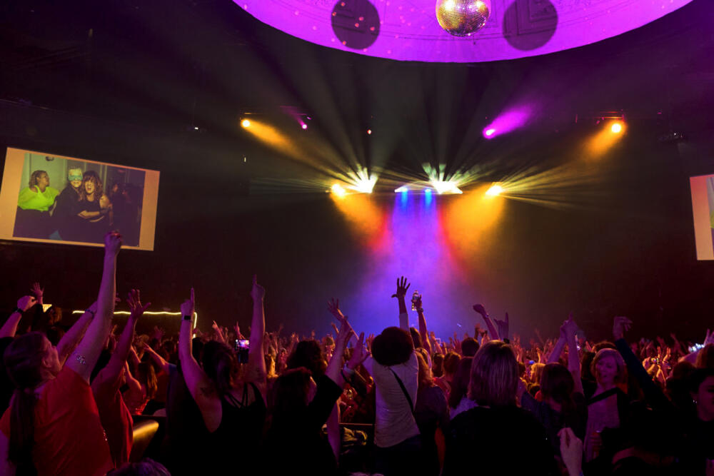 5 things to do this weekend, including an 'Earlybirds' dance party and Cambridge Porchfest