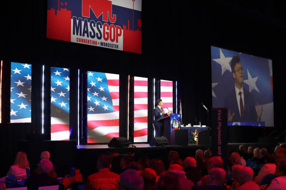 Judge allows a Republican accused of signature fraud to return to the ballot, blocks another