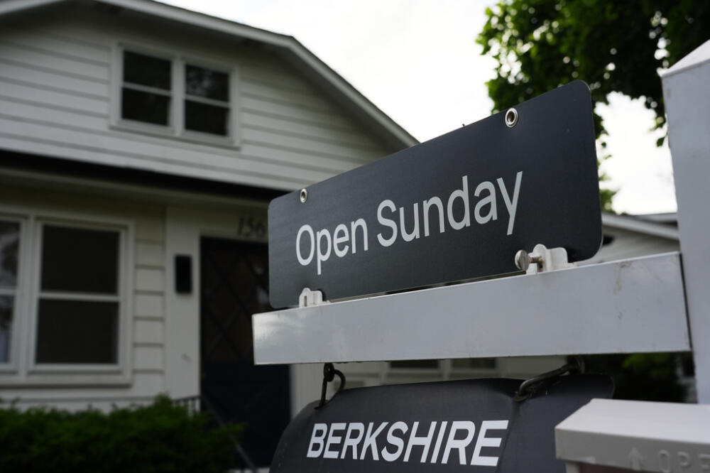 Can Congress stop Wall Street from buying up your neighborhood?