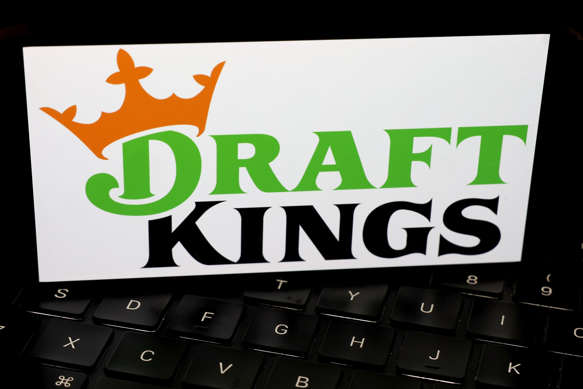 Here's what happened when a reporter posed as a problem gambler on DraftKings